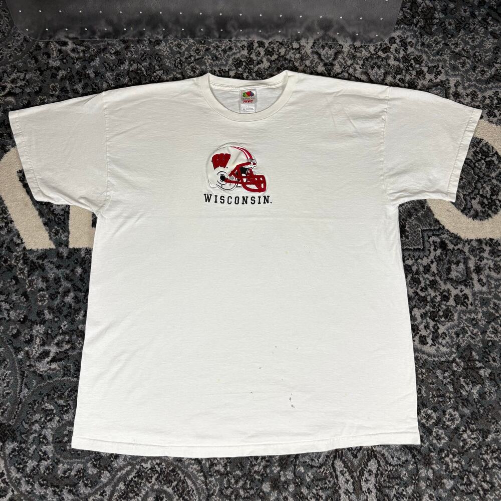 Wisconsin‎ Badgers Football Helmet Embroidered White T Shirt Men Sz 2XL